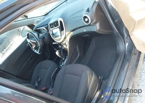 2017 Chevrolet Sonic Lt Auto z USA, uszkodzony, nr VIN 1G1JD6SB9H4124498